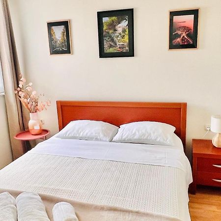 Luxury Beach Apartment W Sunset Sea Views シベニク エクステリア 写真