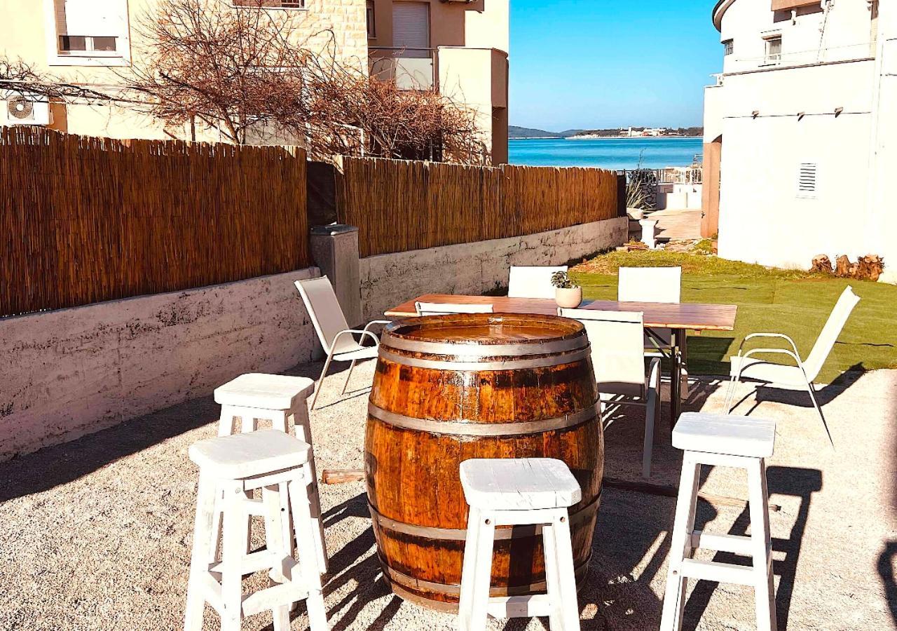 Luxury Beach Apartment W Sunset Sea Views シベニク エクステリア 写真
